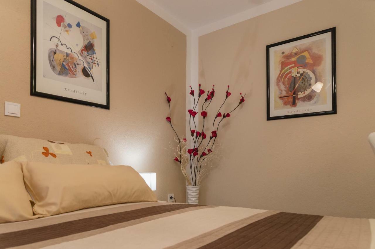 Iris Room & Apartment Slunj Buitenkant foto