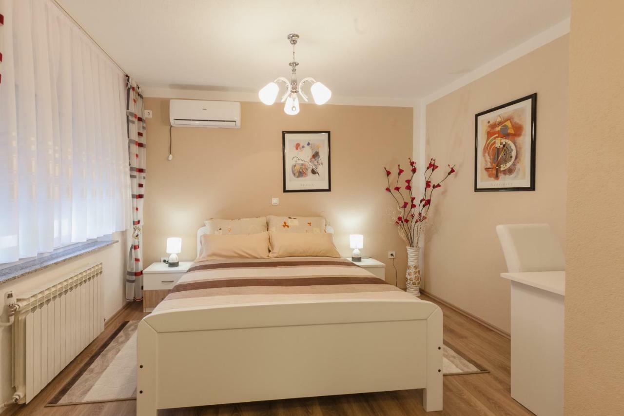 Iris Room & Apartment Slunj Buitenkant foto
