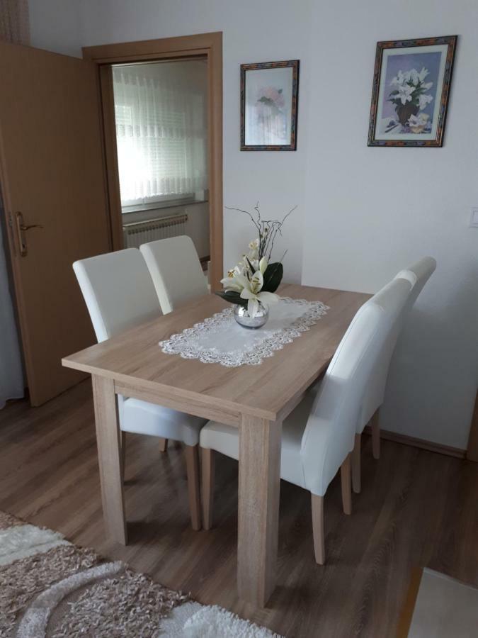 Iris Room & Apartment Slunj Buitenkant foto