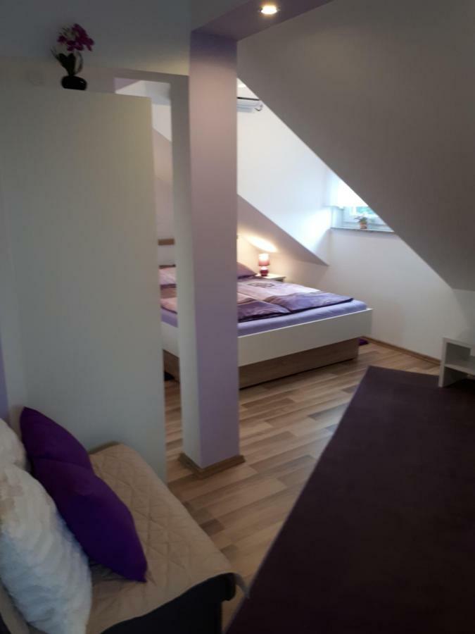 Iris Room & Apartment Slunj Buitenkant foto